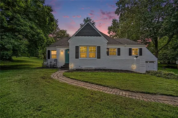 209 NW 83rd ST, Kansas City, MO 64118