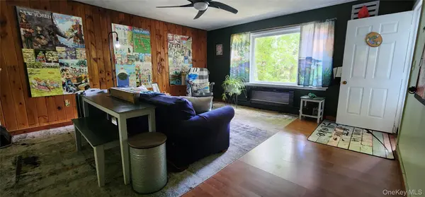 752 Hunns Lake RD, Stanfordville, NY 12581