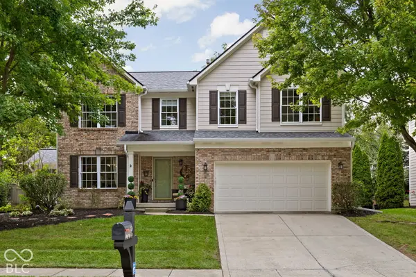 724 Bloor Woods CT, Zionsville, IN 46077
