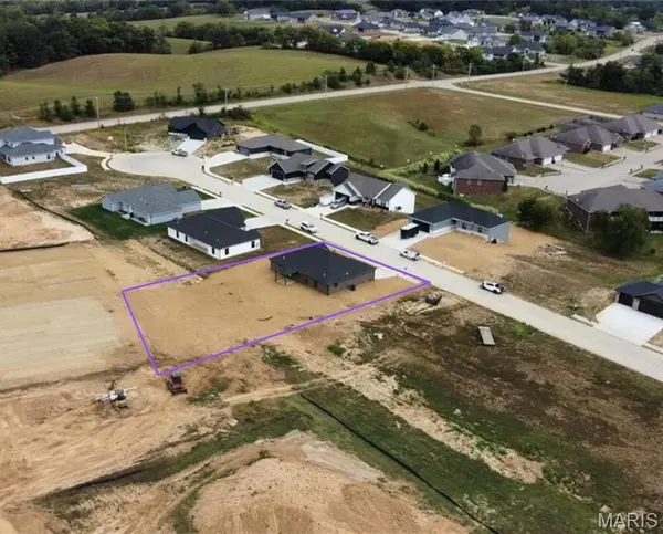 3523 Brahma DR, Cape Girardeau, MO 63701