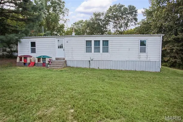 16761 Delhi Farms RD, Jerseyville, IL 62052