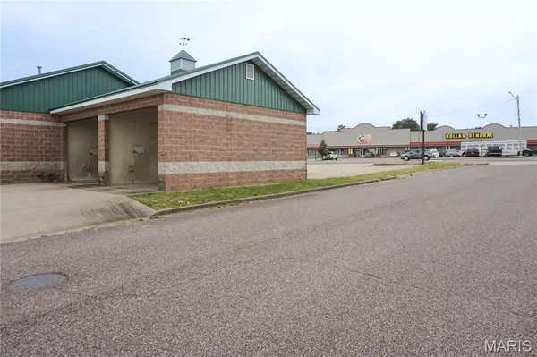 311 N Franklin ST, Cuba, MO 65453