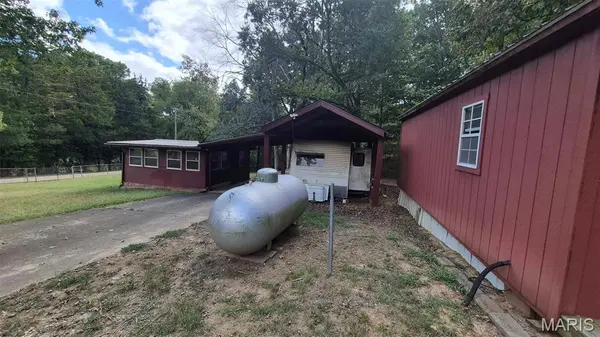 2112 Silver Springs DR, Bonne Terre, MO 63628