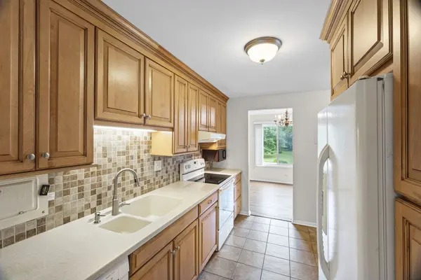 1505 E Central RD #216B, Arlington Heights, IL 60005