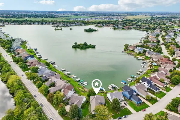 13454 Wood Duck DR, Plainfield, IL 60585