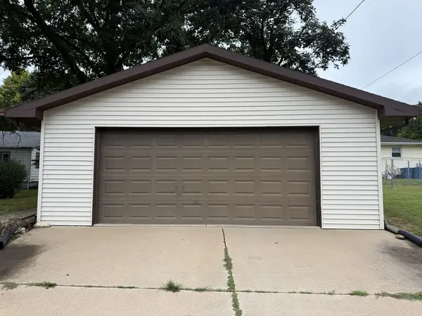 415 W Minnesota ST, Spring Valley, IL 61362
