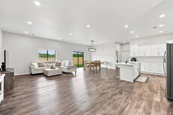 15400 Trillium TRL, Lake Park, MN 56554