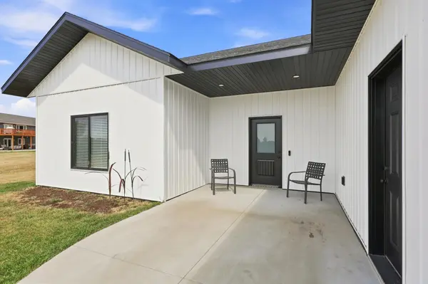 15400 Trillium TRL, Lake Park, MN 56554