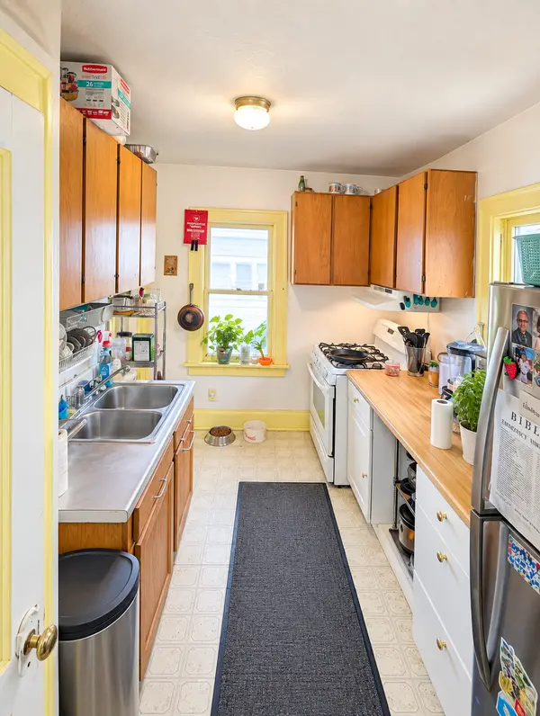 2082 Manitou AVE, Saint Paul, MN 55119