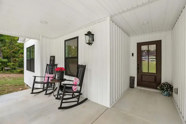 17 Fire Lake Dr, Manchester, TN 37355