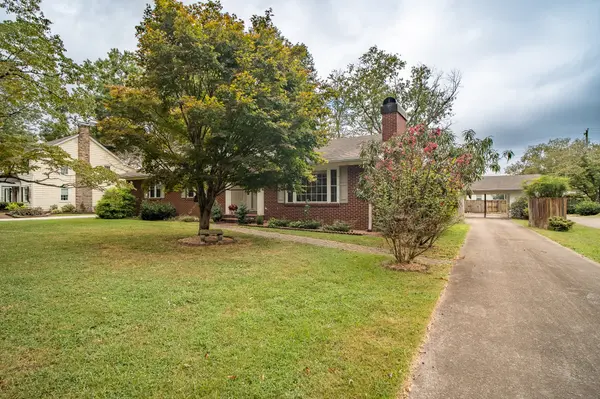 225 Caperton Ave, Lawrenceburg, TN 38464