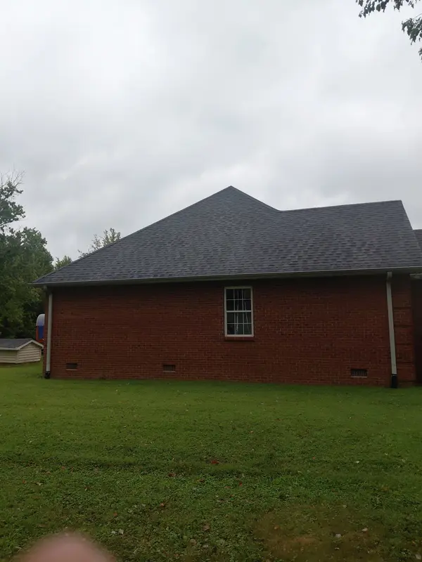 2801 Oak Grove Church Rd, Bethpage, TN 37022