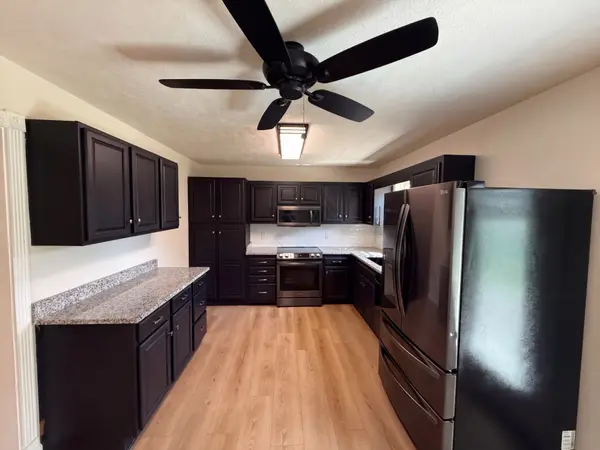 1817 Twin Caves Dr, Lewisburg, TN 37091