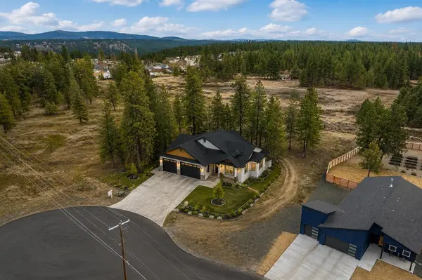 3819 W Cliffside Ln, Spokane, WA 99224
