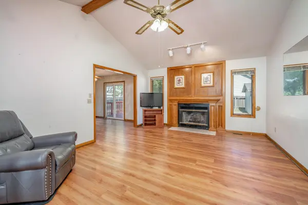 1436 E James St, Derby, KS 67037