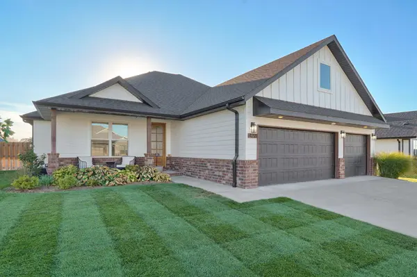 4221 N Venice AVE, Ozark, MO 65721