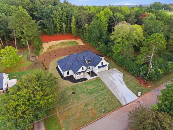 22 Jesse CT, Taylors, SC 29687