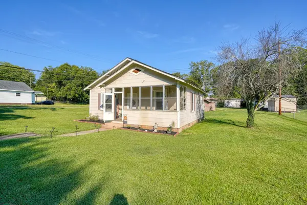 15 3rd ST, Inman, SC 29349