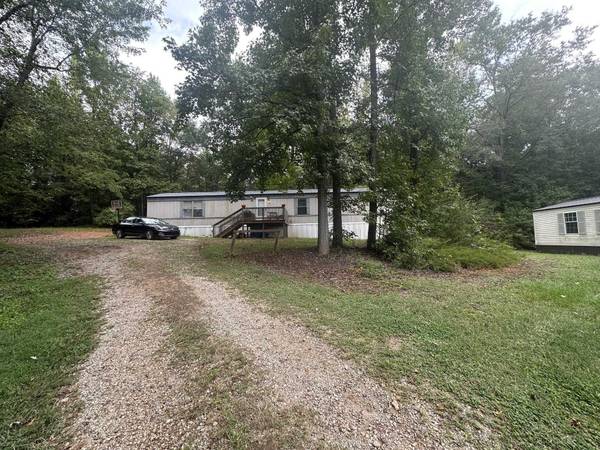 276 & 280 Burnetts RD, Chesnee, SC 29323