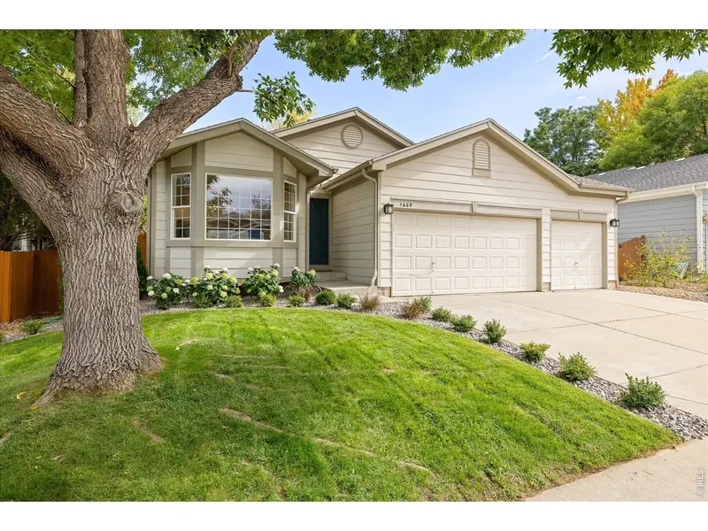 1669 Maccullen, Erie, CO 80516