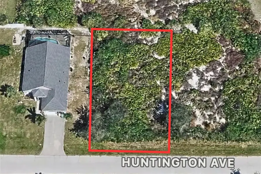 10446 HUNTINGTON AVE, Englewood, FL 34224
