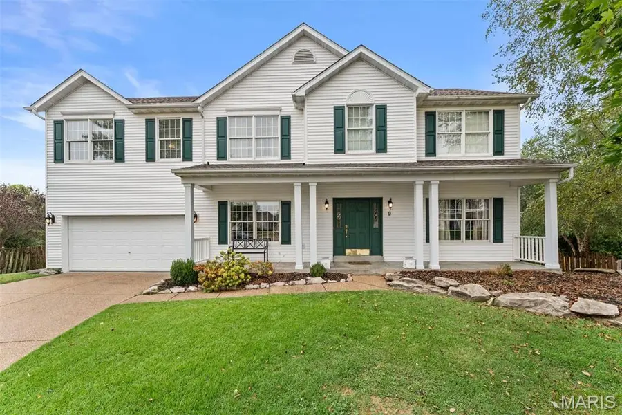 9 Amber Grain CT, Dardenne Prairie, MO 63368