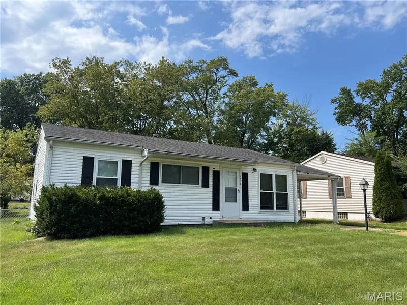 1428 San Salvador DR, St Louis, MO 63138