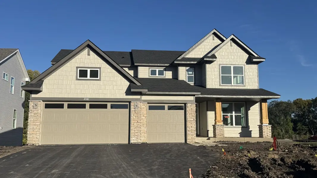 2541 Rock Elm RD, Shakopee, MN 55379