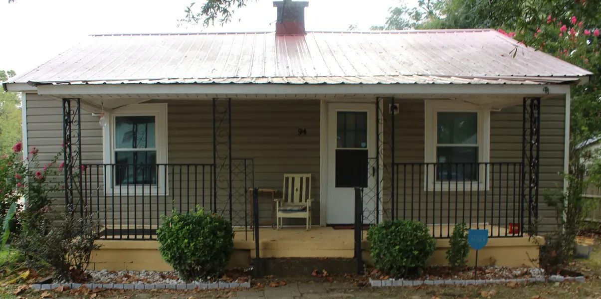 94 Holly St, Jackson, TN 38301