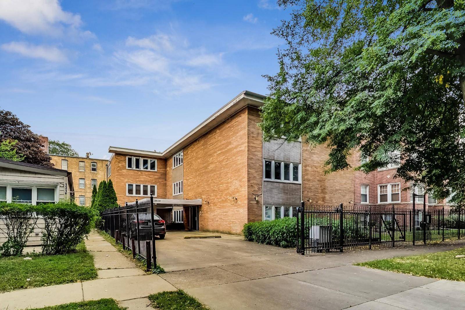 125 Callan AVE #3E, Evanston, IL 60202