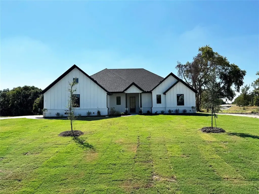 1098 Silver Sage Trail, Weatherford, TX 76085