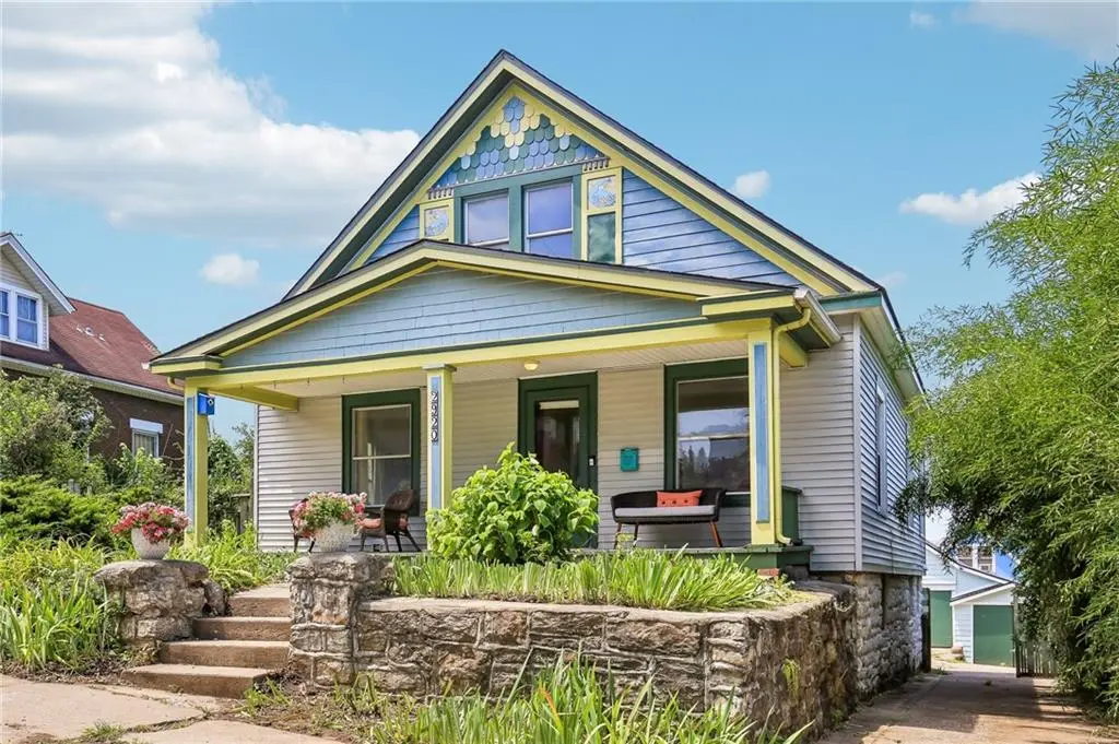 2920 Holly ST, Kansas City, MO 64108