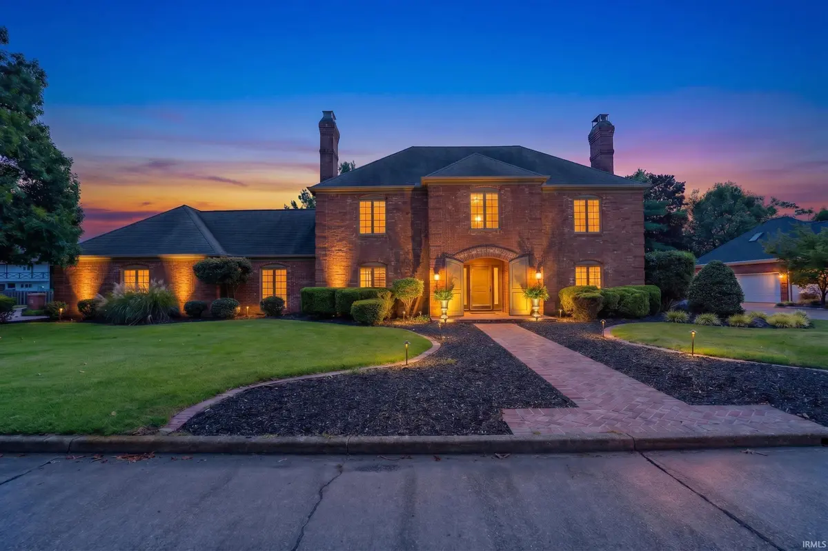 201 Oriole DR, Evansville, IN 47715