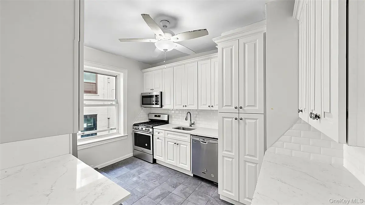 45-14 43rd ST #1E, Sunnyside, NY 11104