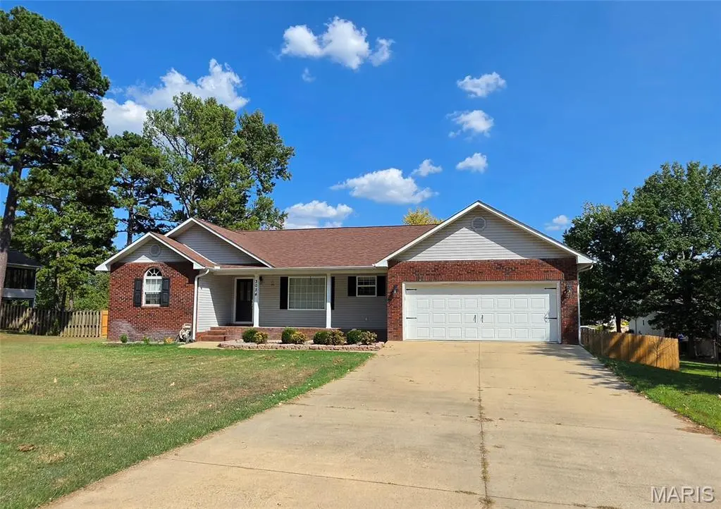 3024 Wolf RUN, Poplar Bluff, MO 63901