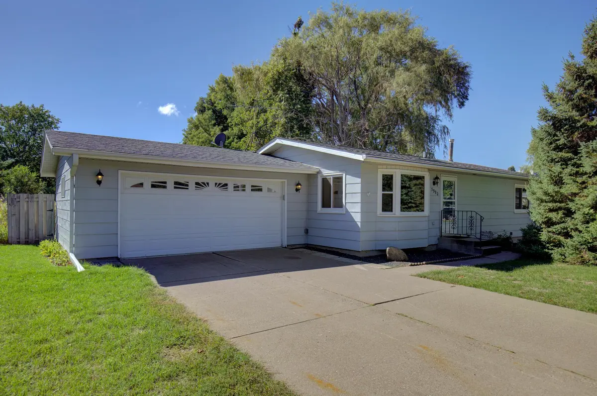 3990 66th ST E, Inver Grove Heights, MN 55076