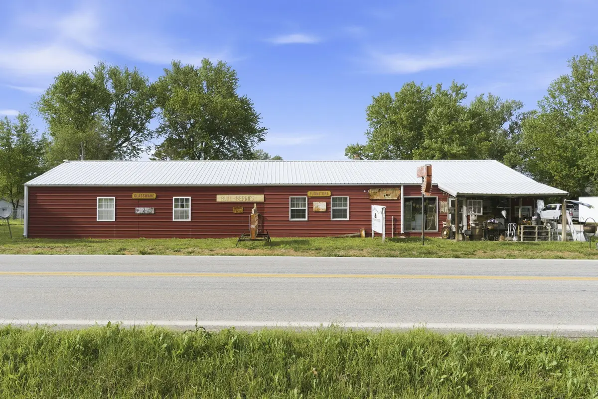 401 W 1st ST, Fair Play, MO 65649