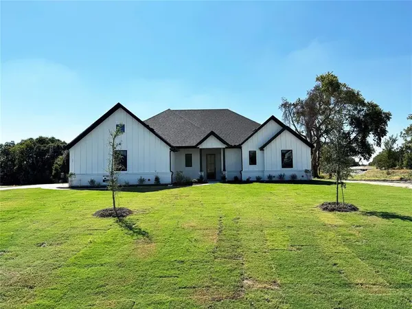 1098 Silver Sage Trail, Weatherford, TX 76085