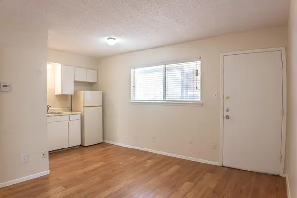 924 E Dean Keeton ST #222, Austin, TX 78705