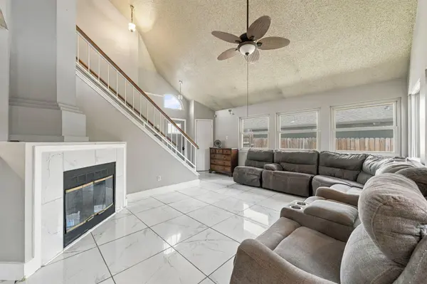1315 E Logan ST, Round Rock, TX 78664