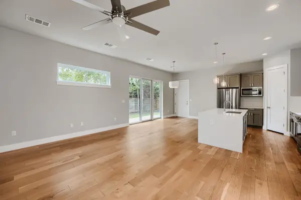 1200 Stobaugh ST #A, Austin, TX 78757