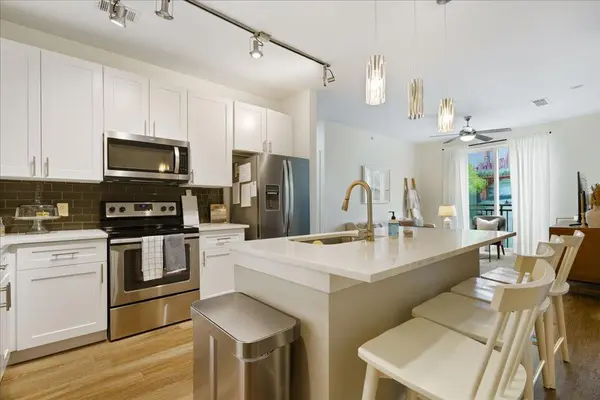 1900 Barton Springs RD #4029, Austin, TX 78704