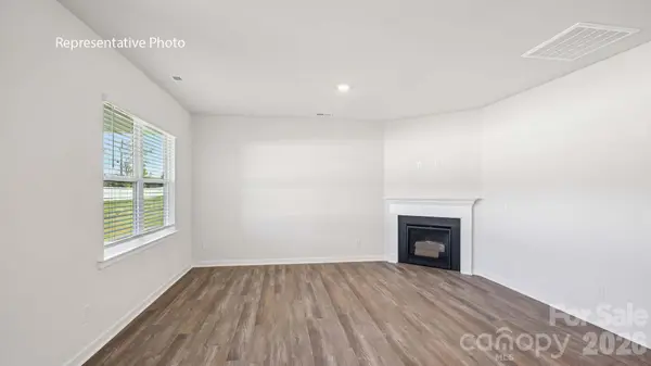 211 Mary Locke WAY, Statesville, NC 28677