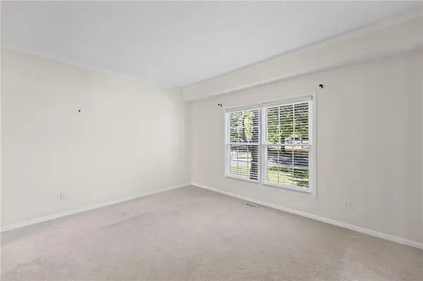 13001 Slater ST, Overland Park, KS 66213