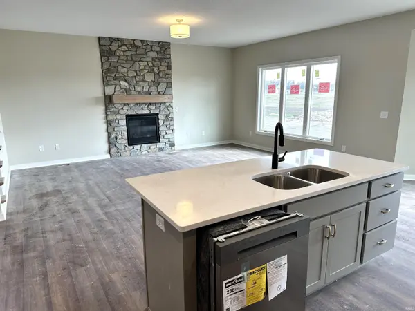 1388 Tamalpais DR, Fort Wayne, IN 46818