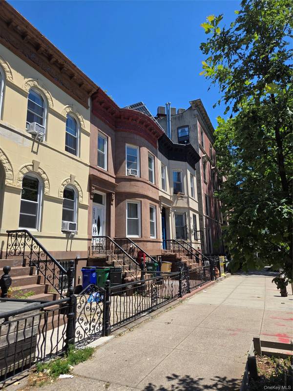 695 Saint Johns PL, Brooklyn, NY 11216
