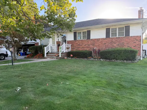 508 Nolting AVE, North Babylon, NY 11703