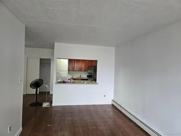 36-41 Union ST #4G, Flushing, NY 11354