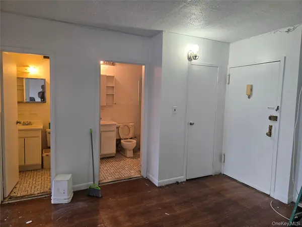 36-41 Union ST #4G, Flushing, NY 11354