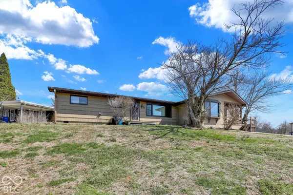 122 Edgewood DR, Bedford, IN 47421